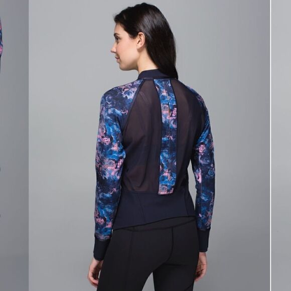 Lululemon If You're Lucky Jacket in Moody Mirage Bark Berry Deep Navy/Naval Blue - Picture 1 of 16